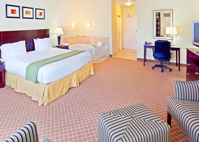 Best Chehalis Hotels for a Serene Pacific Northwest Stay