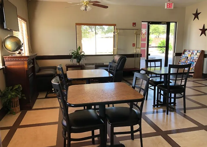 Top Smoking Hotels in Houston